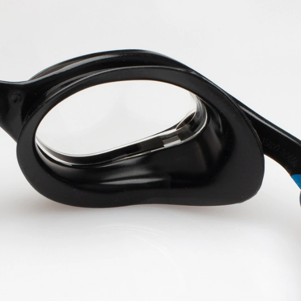 Okulary-plywackie-AQUA-SPEED-Vortex-Vision-zblizenie-uszczelka