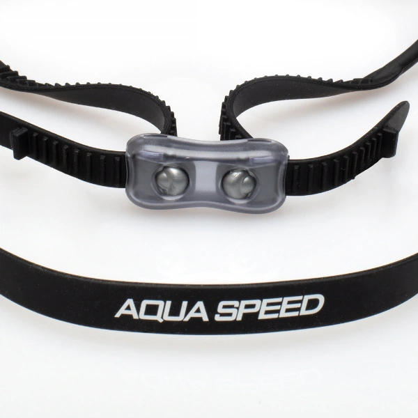 Zbliżenie na klamrę okulary pływackie Aqua Speed Vortex Vision